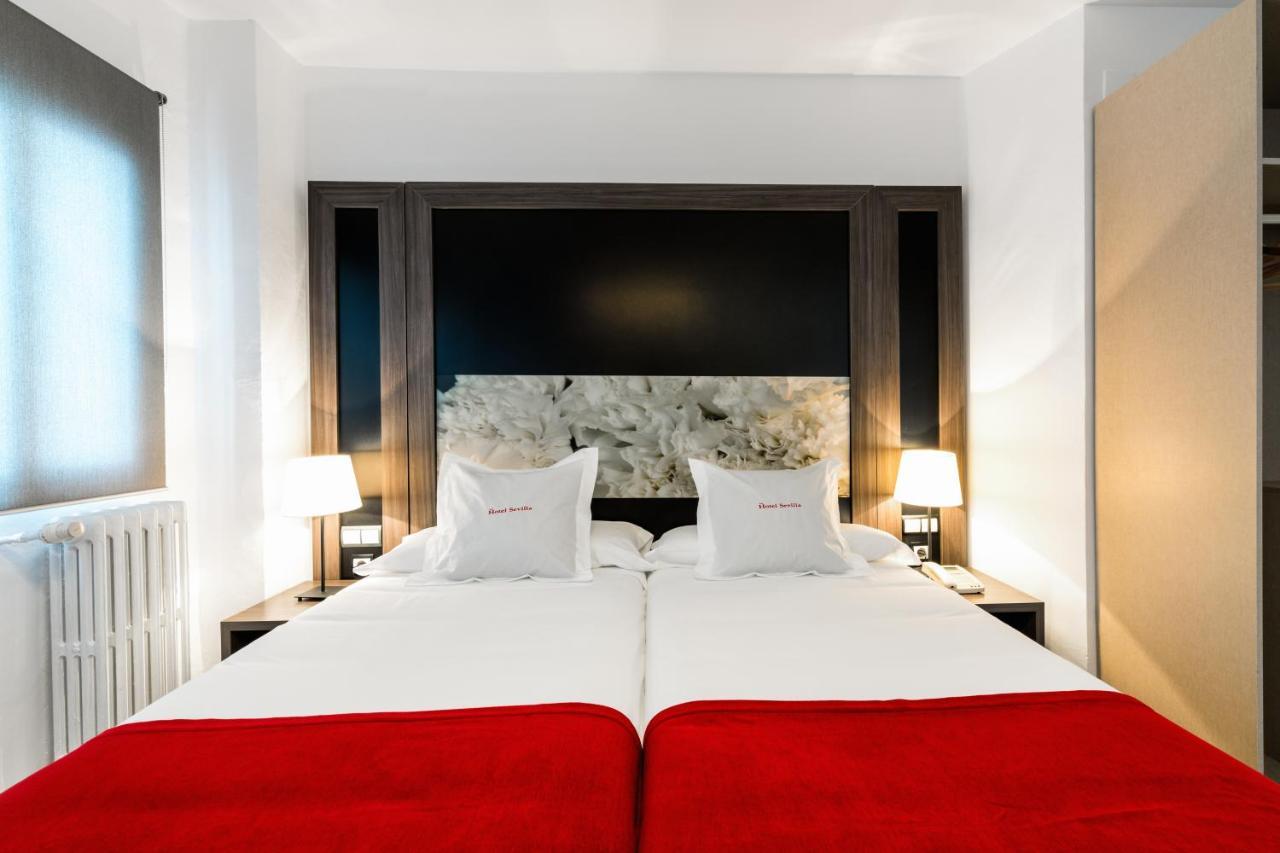 Hotel Sevilla Bagian luar foto