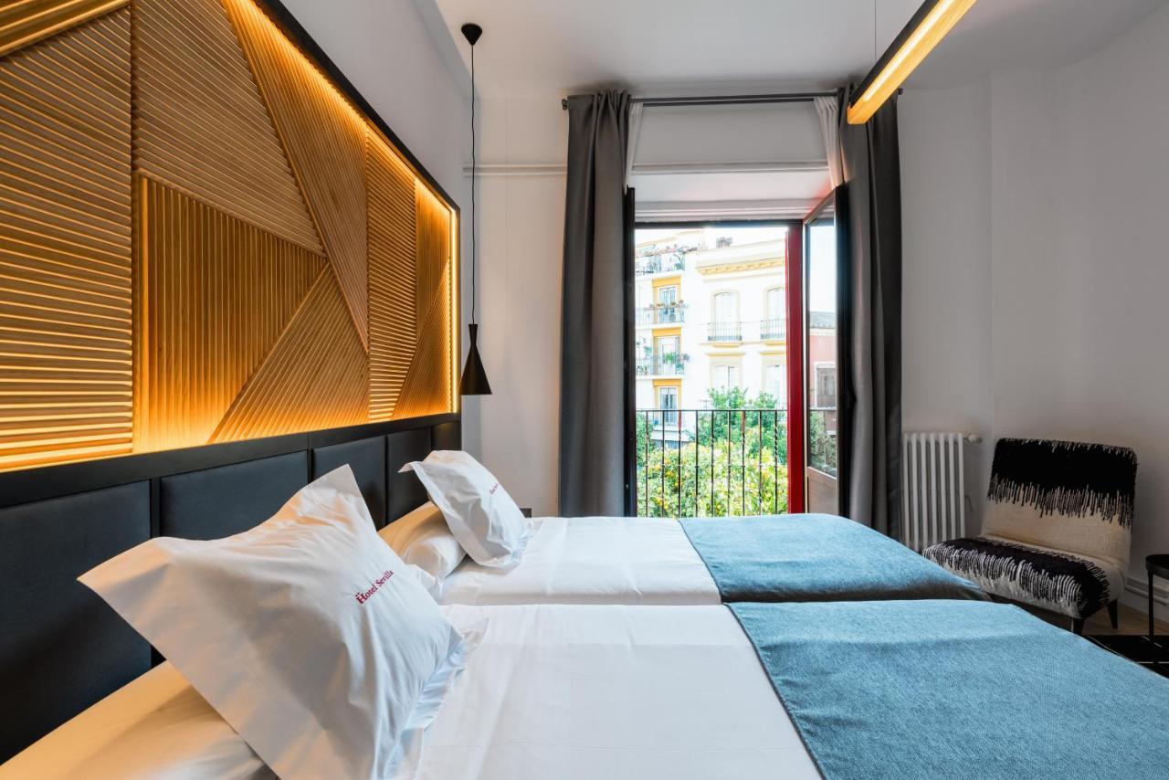 Hotel Sevilla Bagian luar foto