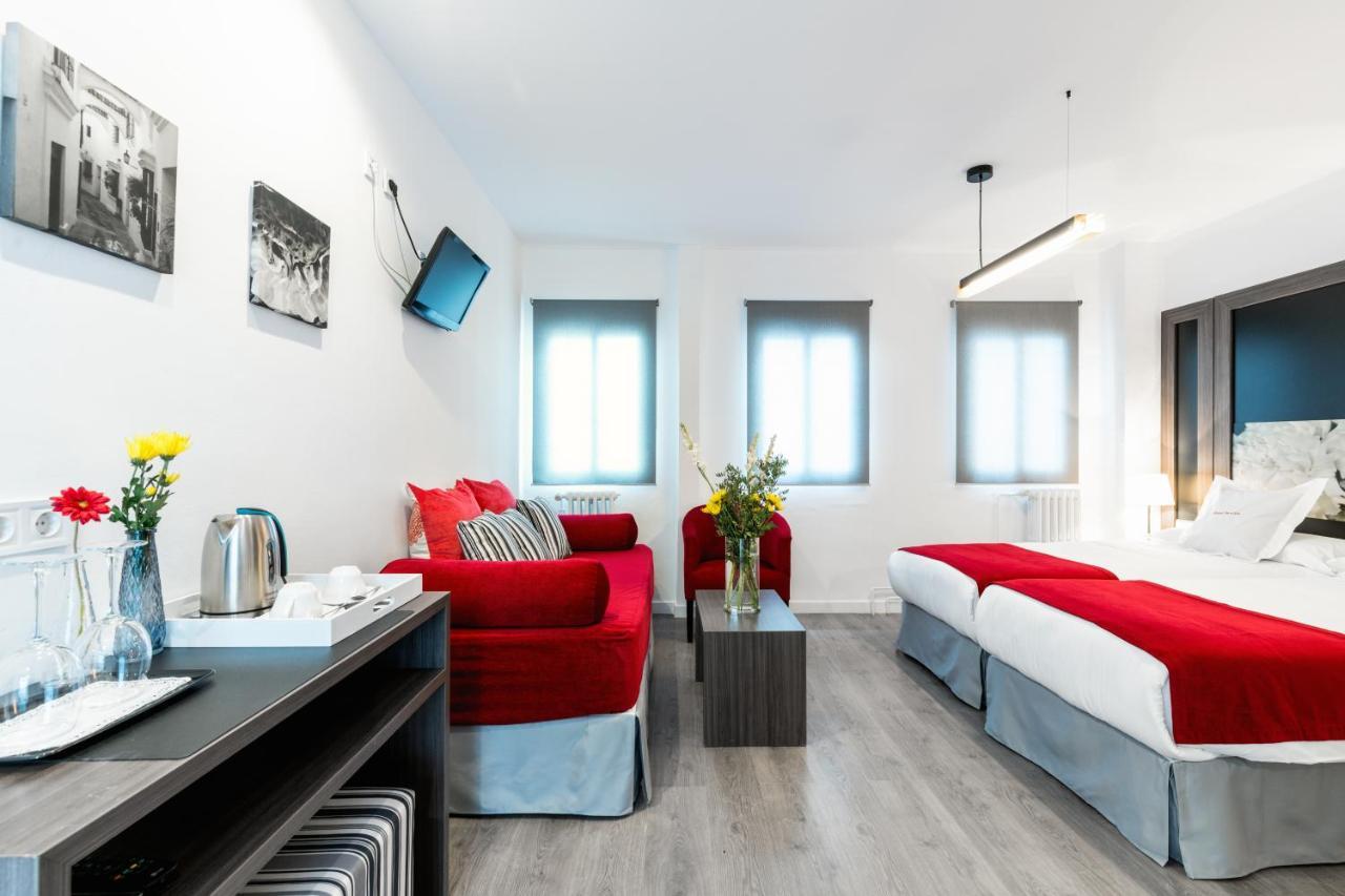 Hotel Sevilla Bagian luar foto