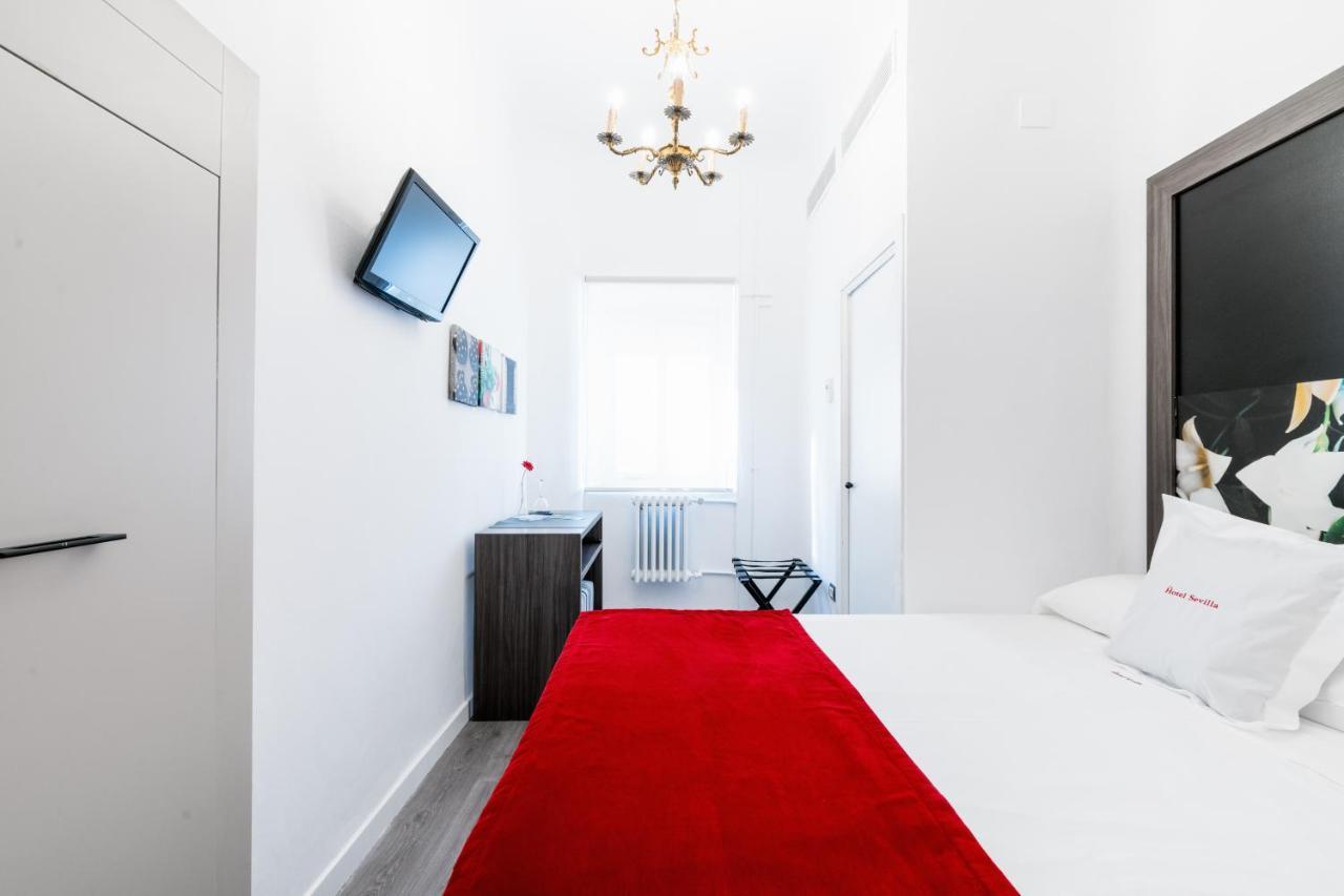 Hotel Sevilla Bagian luar foto