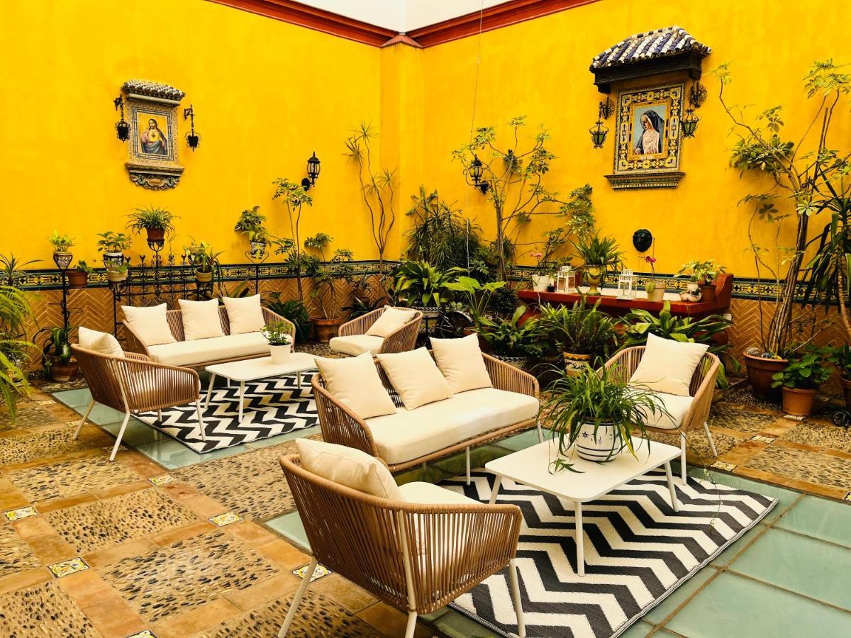 Hotel Sevilla Bagian luar foto